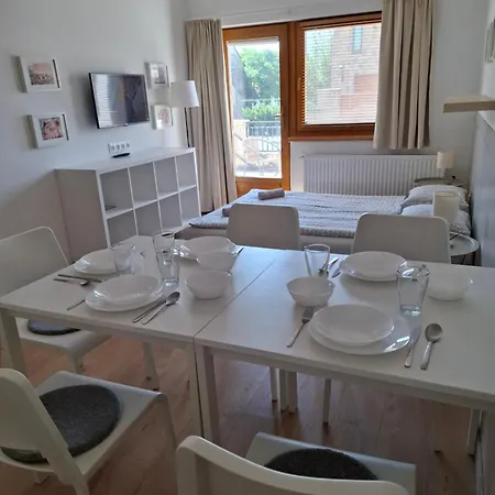 Familia Apartmanhaz קסזטלי