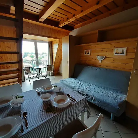 Familia Apartmanhaz