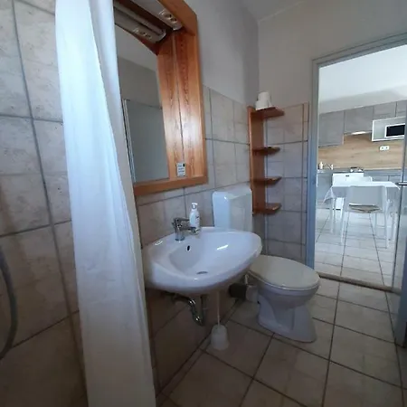 דירה Familia Apartmanhaz
